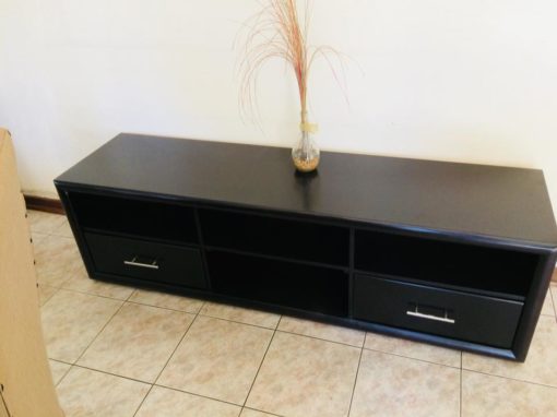 Melissa plasma stand